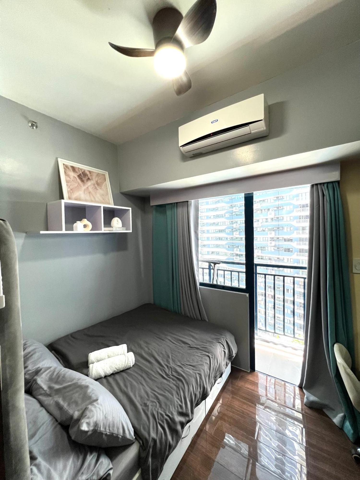 Apartment In Air Residences, Makati With Wifi, Netflix, Pool, Mall And More Маніла Екстер'єр фото