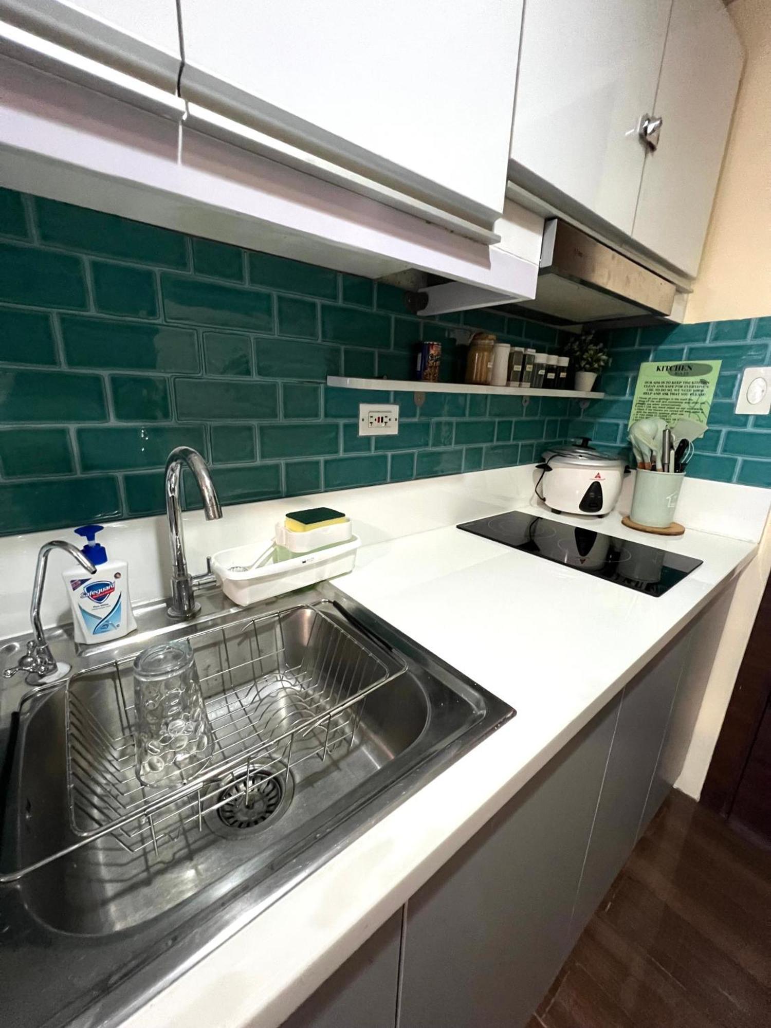 Apartment In Air Residences, Makati With Wifi, Netflix, Pool, Mall And More Маніла Екстер'єр фото